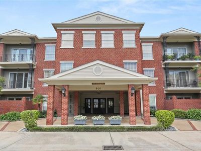 801 Rue Burgundy APT 315