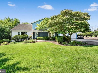 30 W Elm St