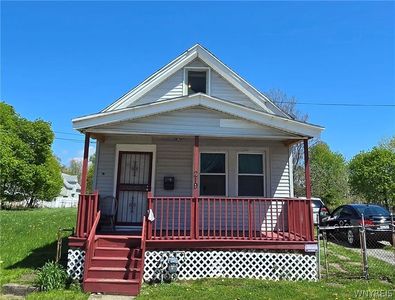 219 Grey St