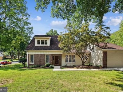 913 Mastline Dr