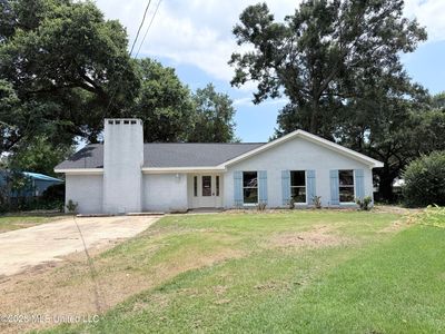 11065 E Dogwood Dr