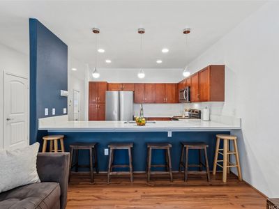 1166 Kukulu St APT 704