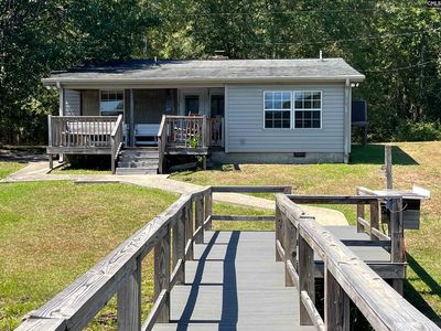 2460 Cottage Ln