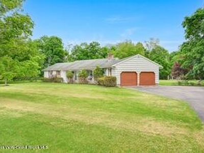 984 Blue Mountain Road