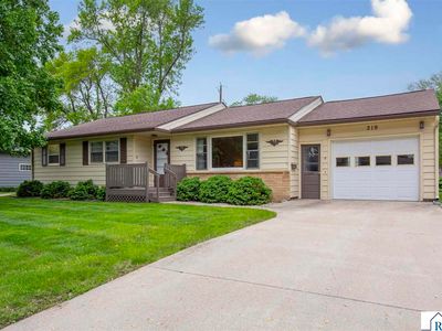 219 Floral Ave