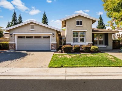 384 Daylily Ln