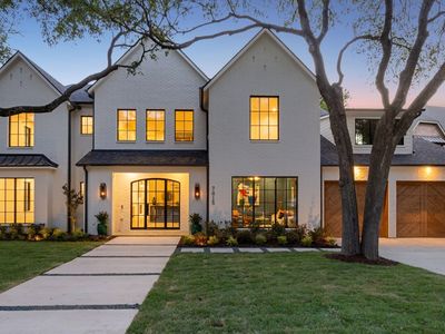 7015 Lyre Ln