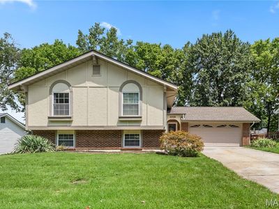 4036 Bellvue Dr