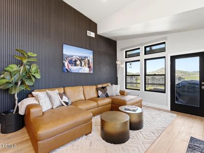 1169 W Helling Cir #304