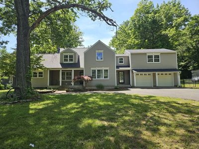 27 Lee St