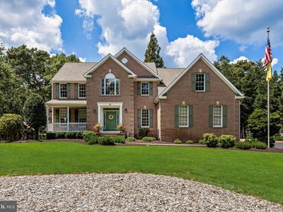 25 Amesbury Parke