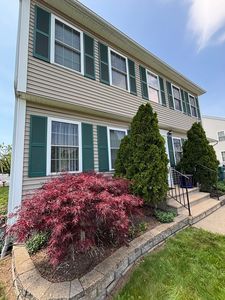 266 Christopher Dr