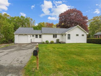 64 Campion Ave