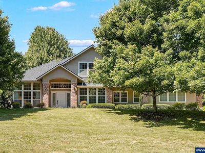 3255 Deer Lake Ct SE