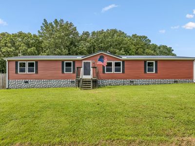 216 Shubert Rd