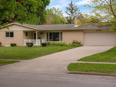 2706 Lambros Dr