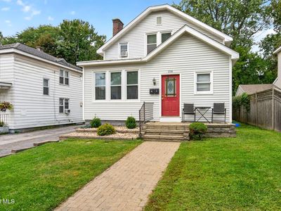 106 Clermont Street