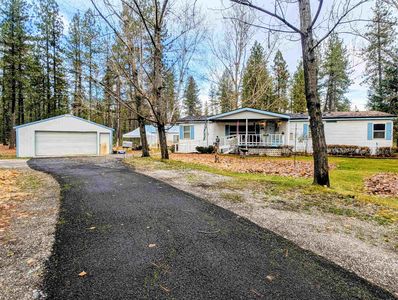 4040 Lyon And Moss Rd