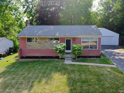331 Lorberta Ln