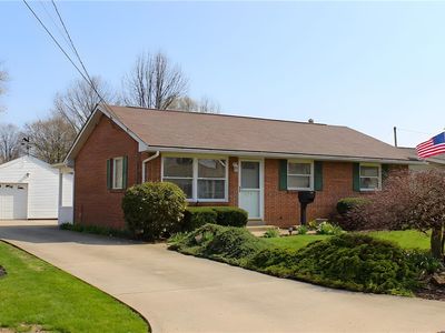 Property at 424 E New Castle St, Zelienople, PA