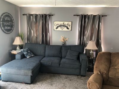 938 Poplar Trce