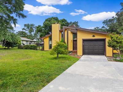 2381 Le Ruth Dr