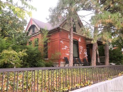 3259 W Hayward Place