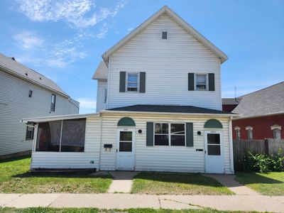2311 Queen St