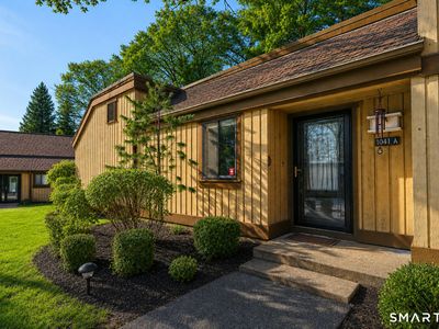 1041 Heritage Village #A