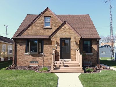 1124 Main AVENUE