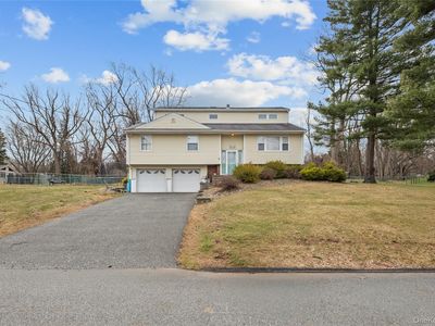 11 Castle Drive
