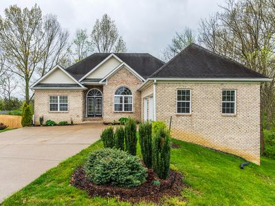 103 New Forest Ct