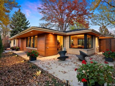 230 Monaco St Parkway