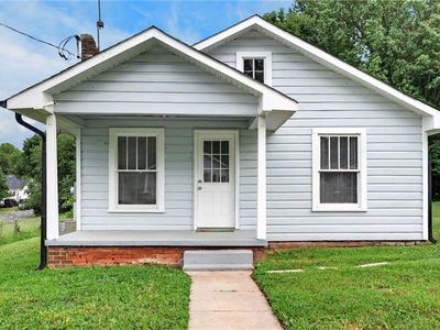 202 W Whitsett St