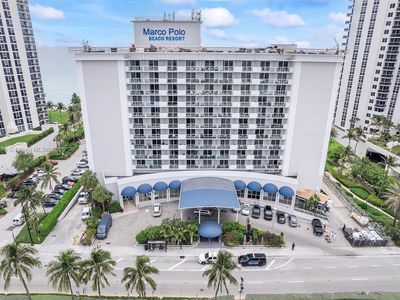 19201 Collins Ave #306