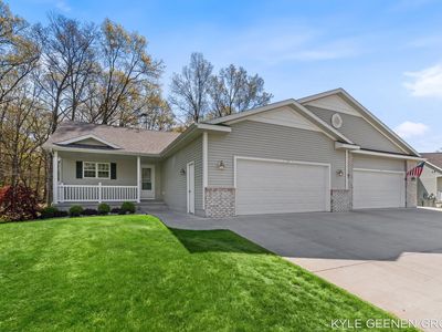 1448 E Addison Way