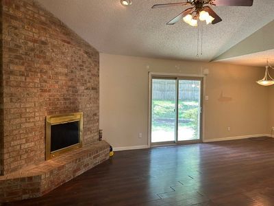 400 Woodlake Cir