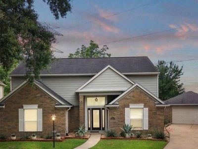 8831 Bent Spur Ln