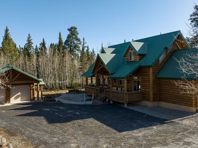 4165 N Robbers Roost Rd