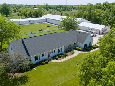 28166 W Wilmot Rd