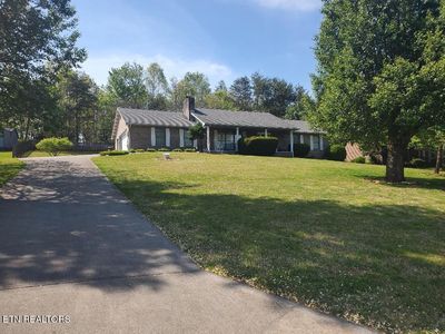 817 Pioneer Dr
