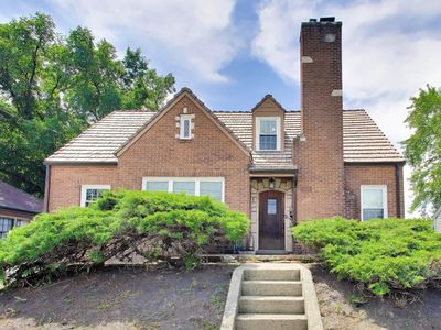 3290 Ridge Rd