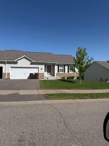 1027 White Tail Ln