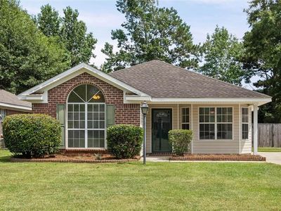 1802 Woodmont Dr