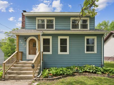 Property at 1827 Rainbow Dr, Cedar Falls, IA