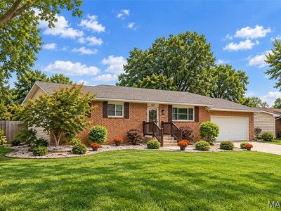 Property at 829 Albers Ln, Bethalto, IL