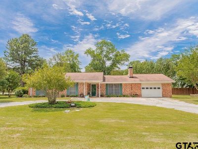 324 Texas Dr