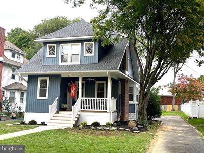 217 10th Ave