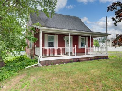 221 Schoolhouse Road