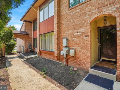 617 Stonybrook Dr #617